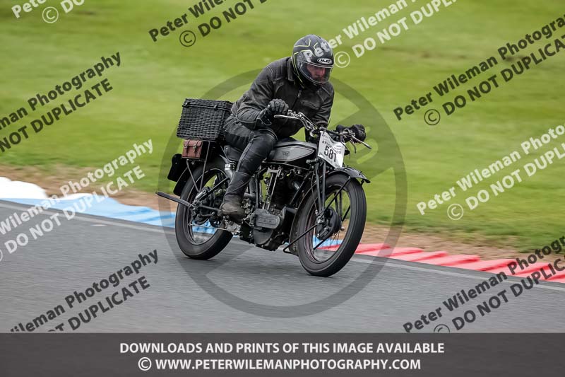 Vintage motorcycle club;eventdigitalimages;mallory park;mallory park trackday photographs;no limits trackdays;peter wileman photography;trackday digital images;trackday photos;vmcc festival 1000 bikes photographs